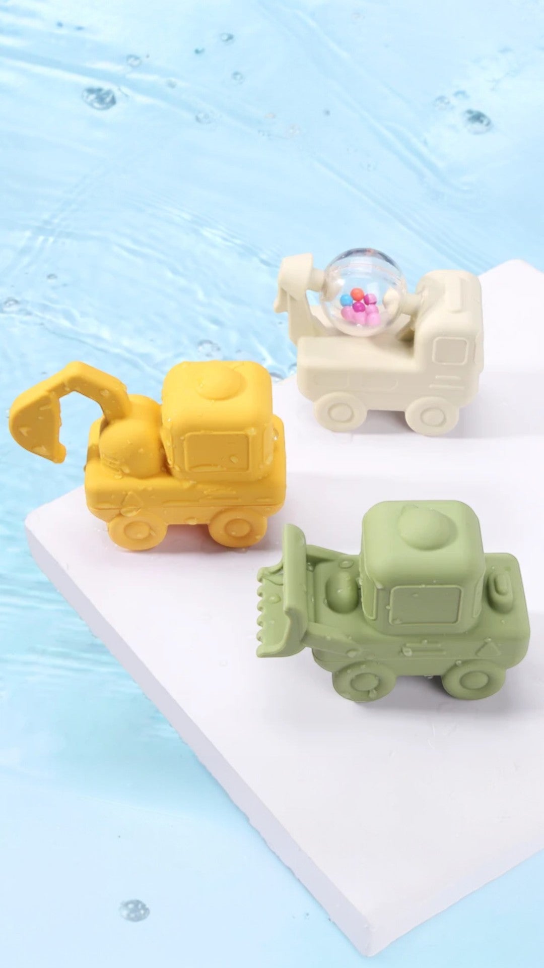 Construction Bath Toy  Set of 5